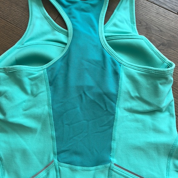 Nike Racerback Crop Tank - Picture 10 of 10